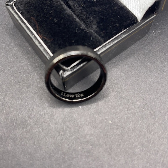 Black Tungsten Carbon Coated Men’s Wedding band - Picture 3 of 4